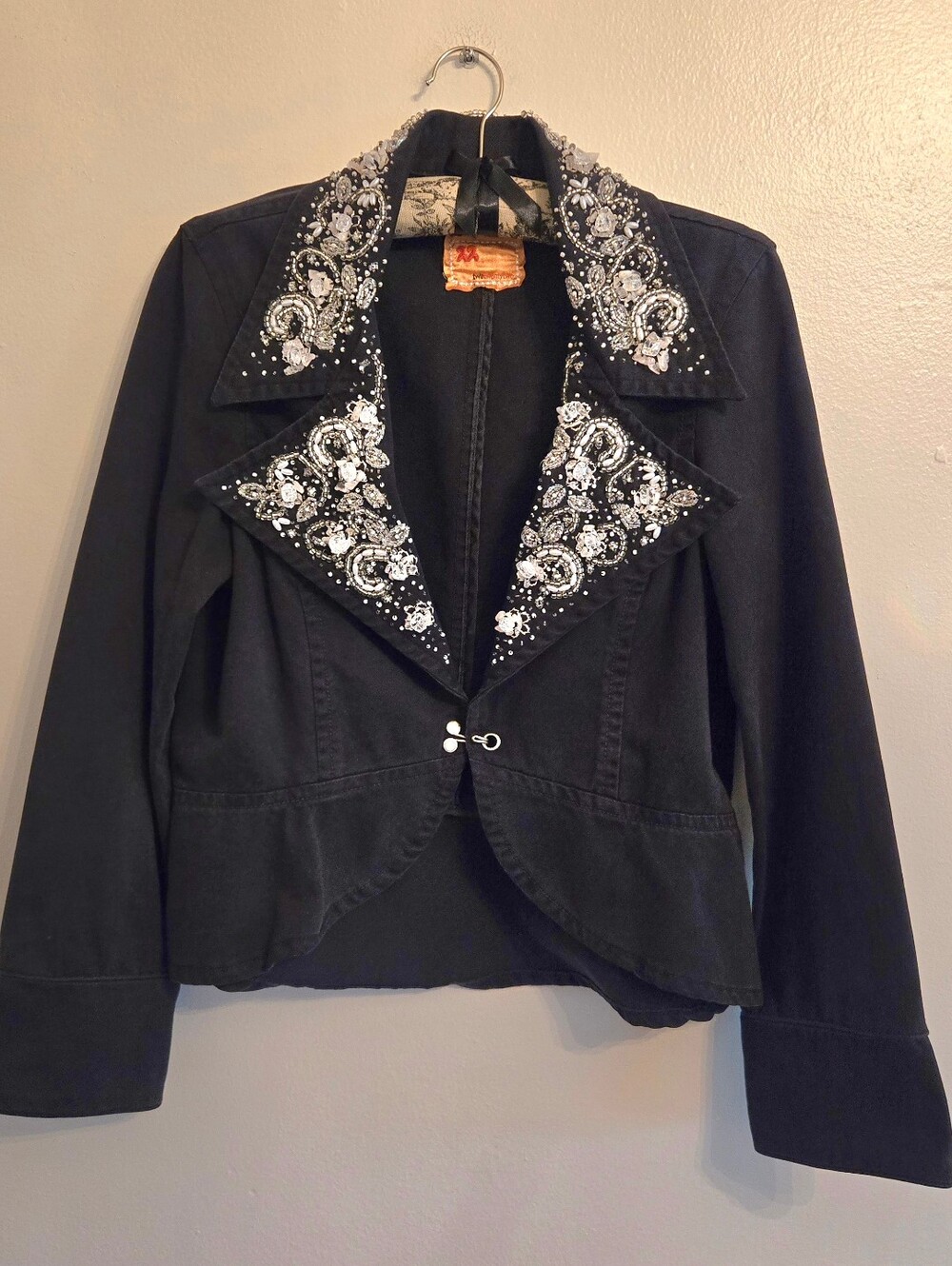 Twill Twenty Two Black Twill Beaded Cropped Jacket Small